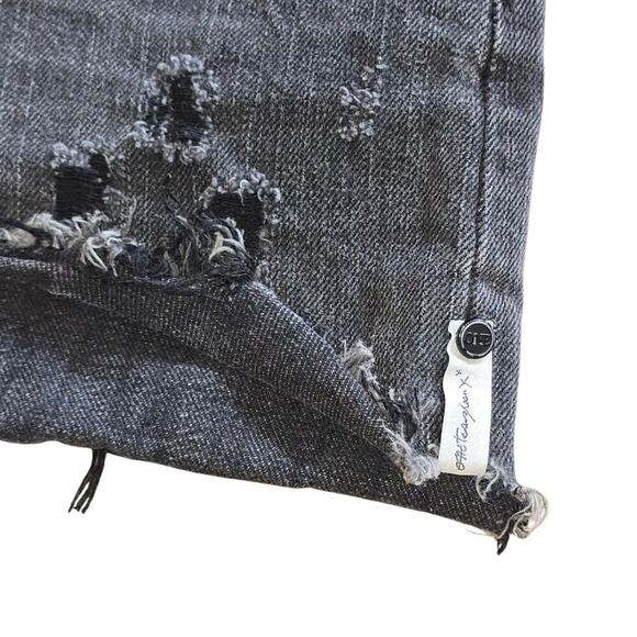 One Teaspoon Black Distressed Shorts - Picture 3 of 11